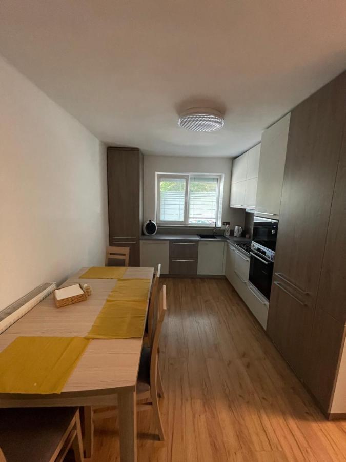 Apartman Daxnerko - Samostatny Dvojpokojovy Byt Pressburg Exterior foto